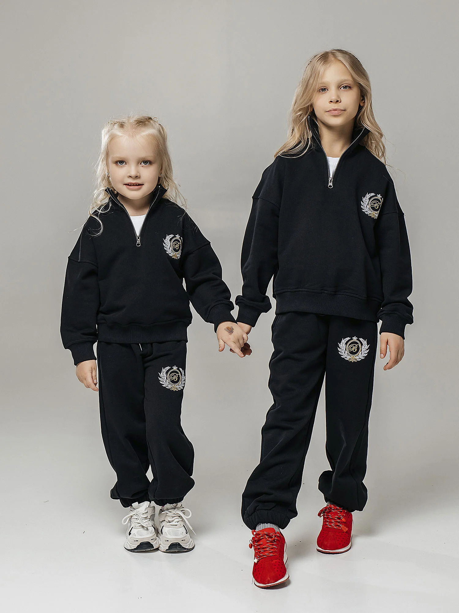 Костюм спортивный для девочки (толстовка и брюки) (FBD 004)