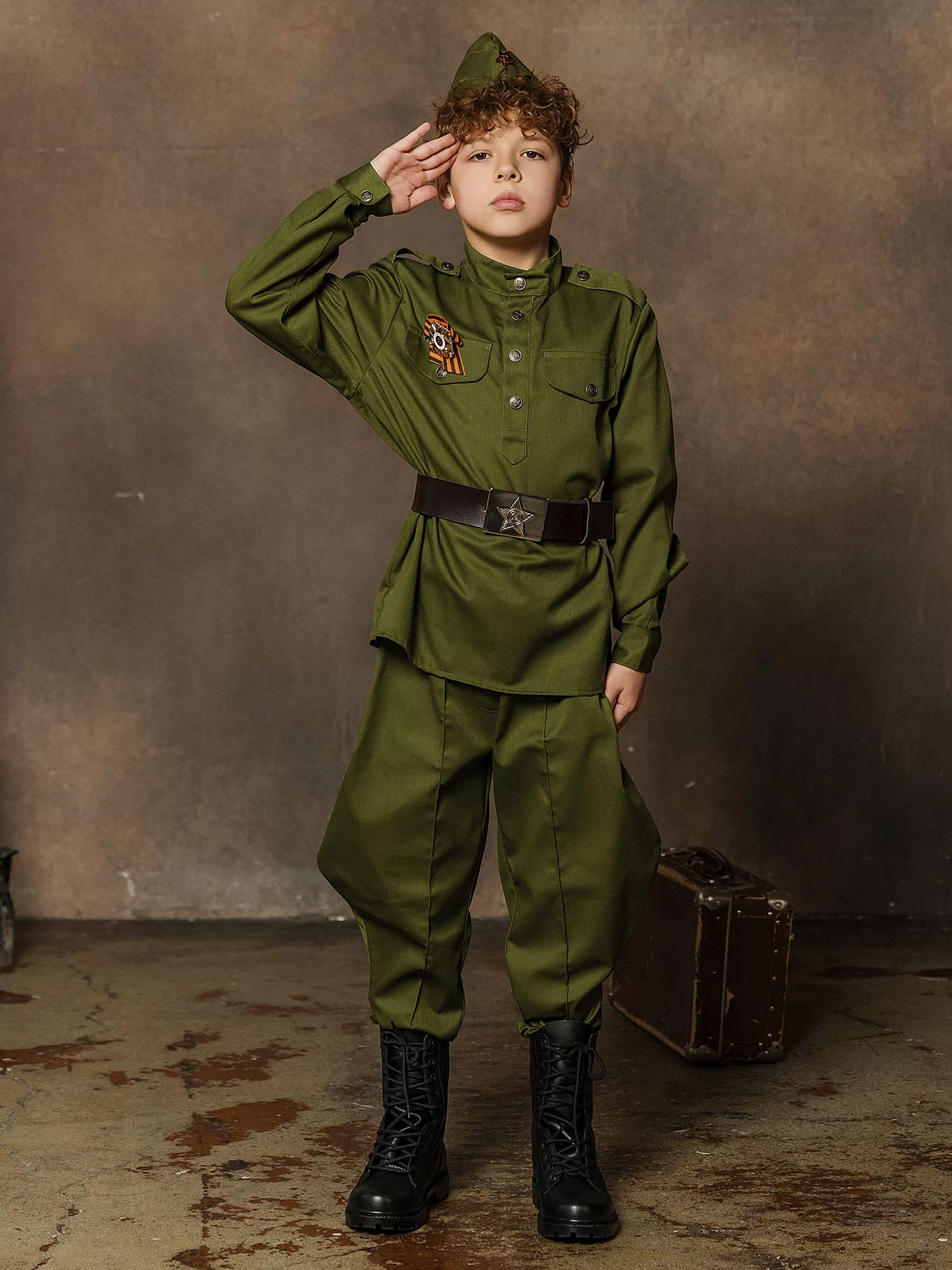 Солдат (2032 к-18)