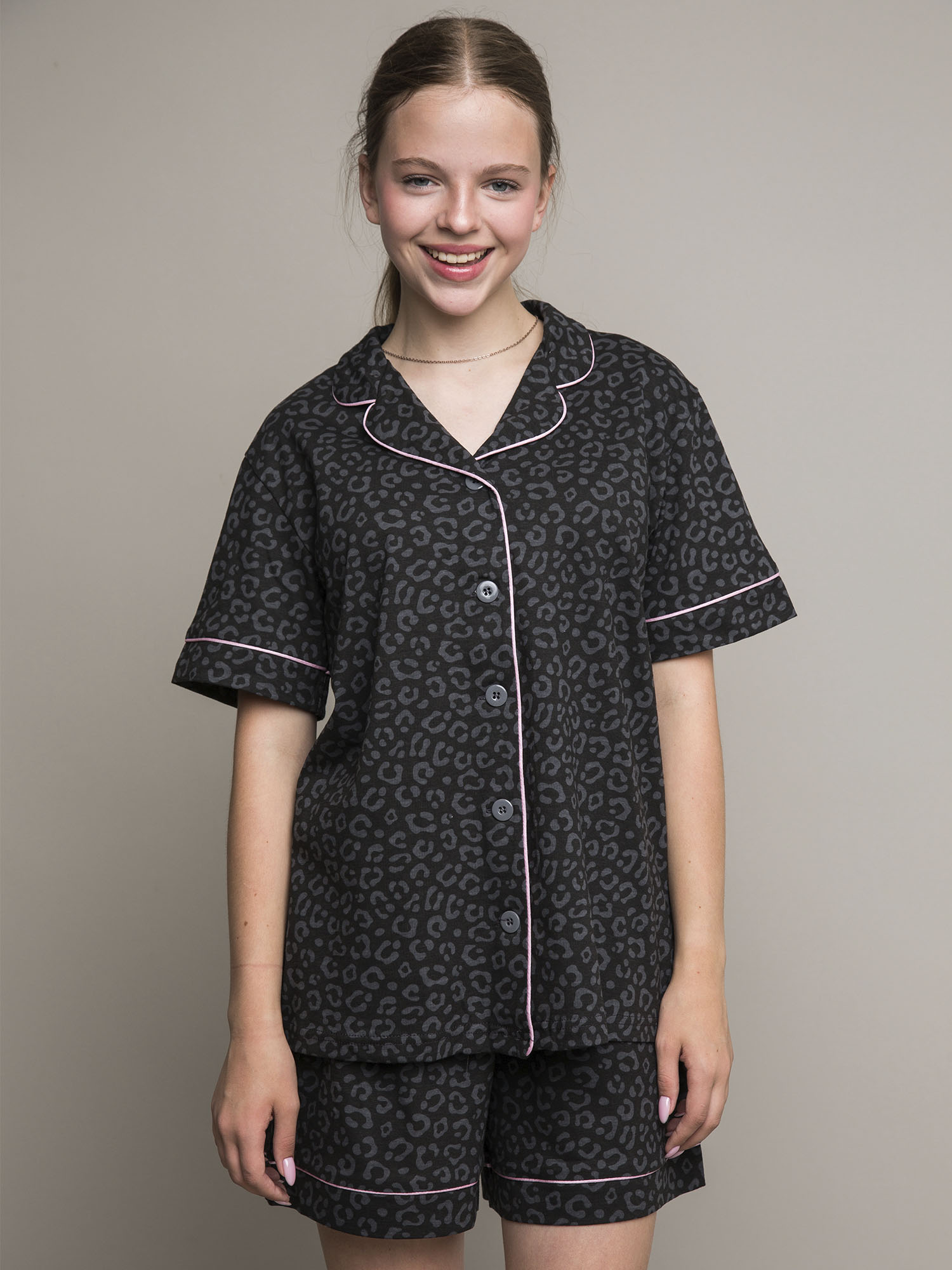 Комплект для девочки (футболка короткий рукав шорты) (006_ОП25)