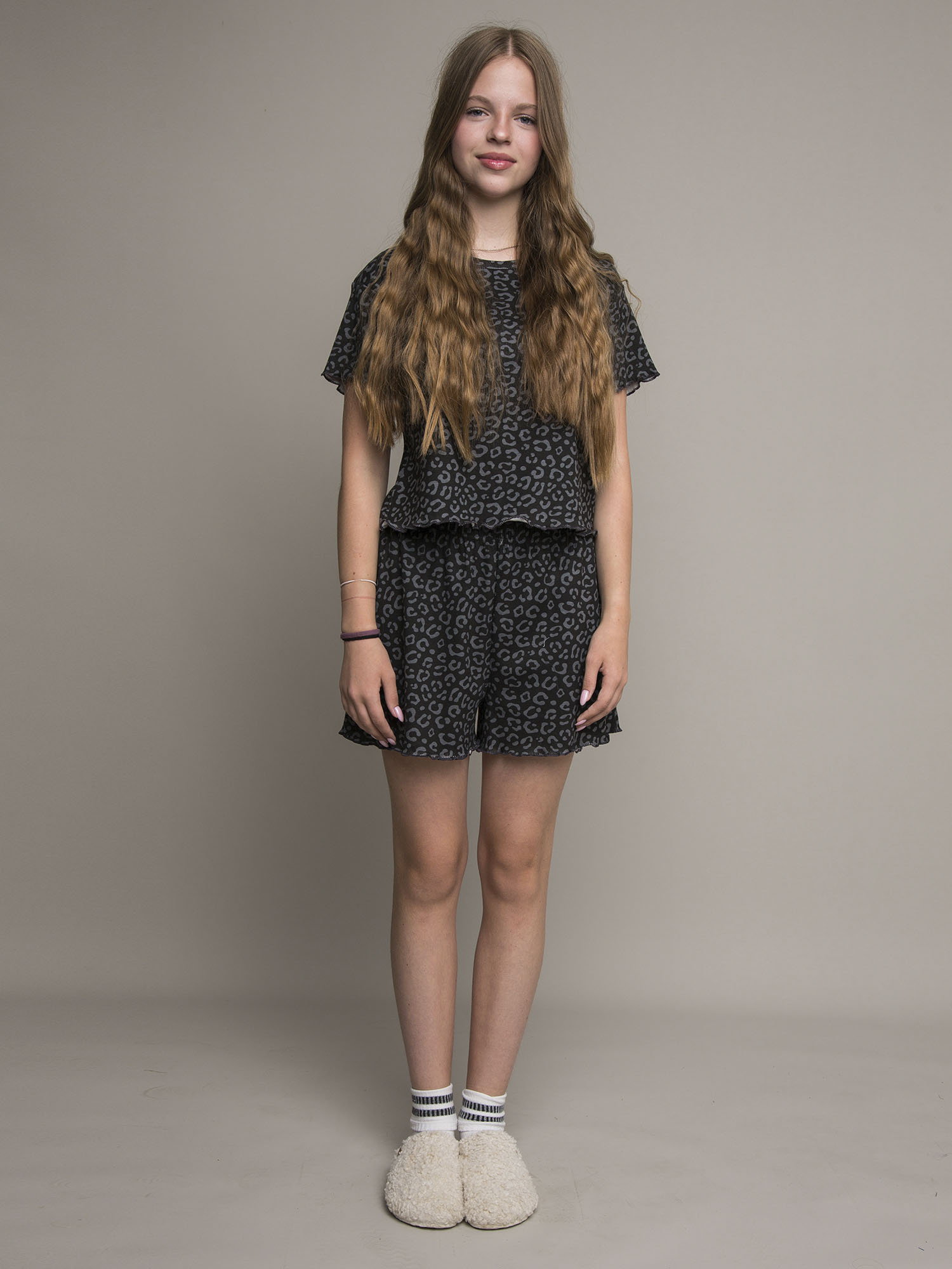 Комплект для девочки (футболка короткий рукав шорты) (002_ОП25)