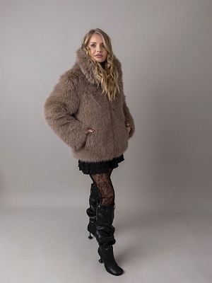 Шуба Шарли (824-25о)